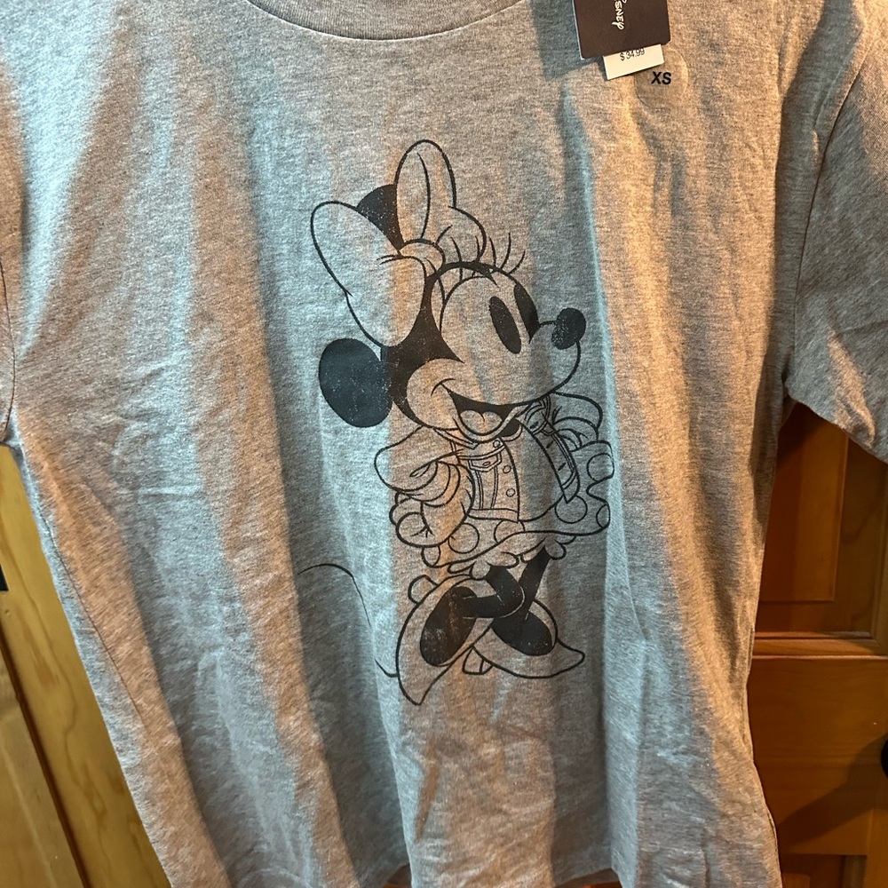 GAP Gray Short Sleeve Tee with Cartoon Graphic